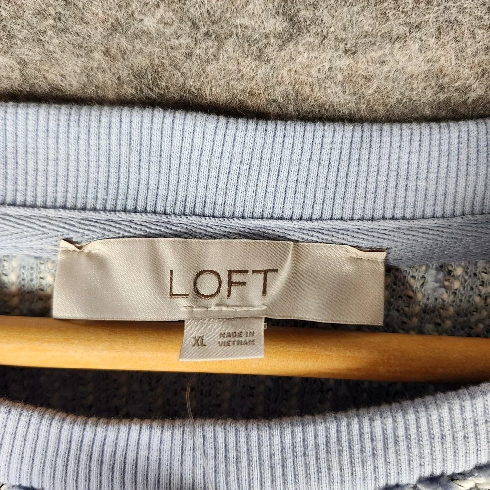 LOFT Textured 3D Light Blue Sweater Womens XL Crew Neck Long Sleeve Casual‎ Knit